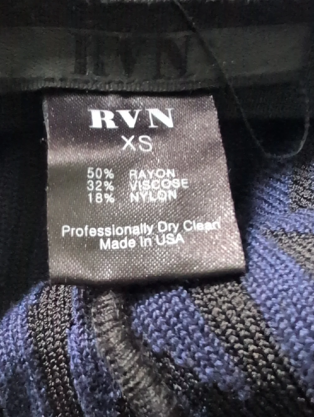 Rvn Graphic Jacquard Knit Textured Leggings NWT‎ Size XS